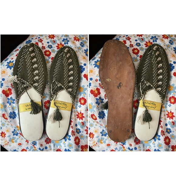 Authentic Arabic Slides - Picture 1 of 1